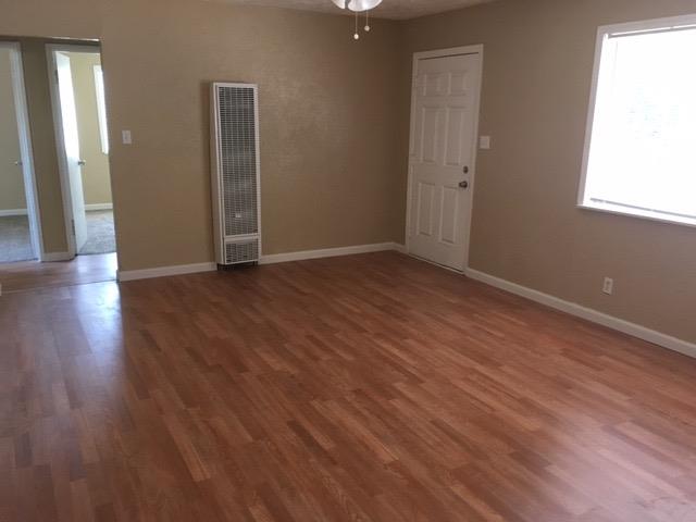 374 South Columbia Avenue Reedley, CA 93654 - Photo 2 of 7