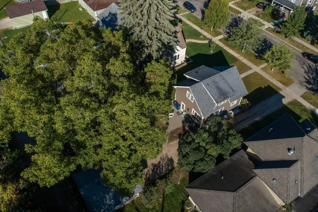 $217,000 | 409 West Vasa Avenue, Fergus Falls, MN 56537