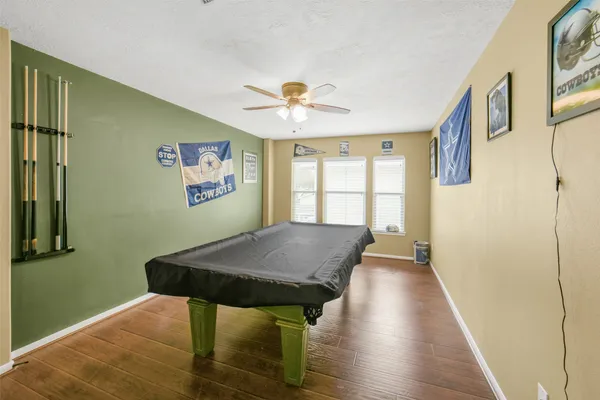 $575,000 | 2103 Blue Water Bay Drive, Katy, TX 77494