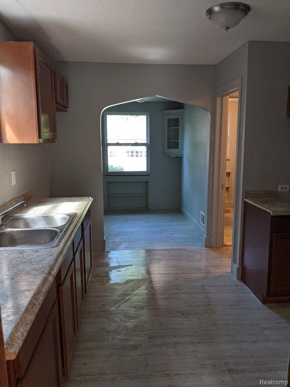 5261 Audubon Road Detroit, MI 48224 - Photo 5 of 11