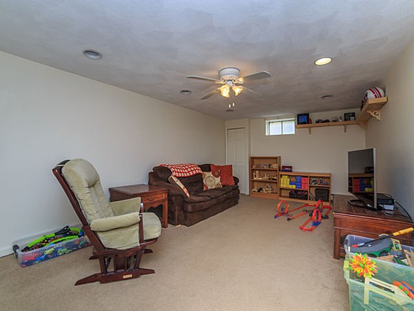 50 George Road, Unit 50 Winchester, MA 01890 - Photo 13 of 15