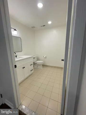 $2,200 | 101 Benson Court, Camden, NJ 08103