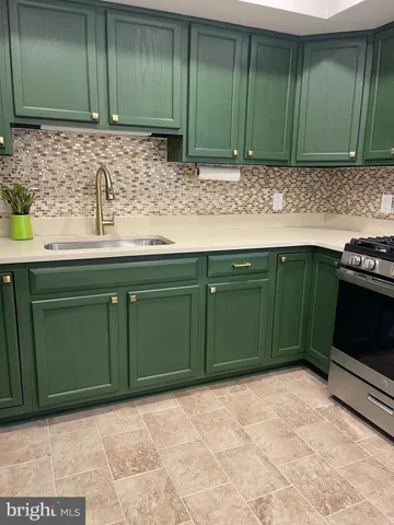 $2,200 | 101 Benson Court, Camden, NJ 08103