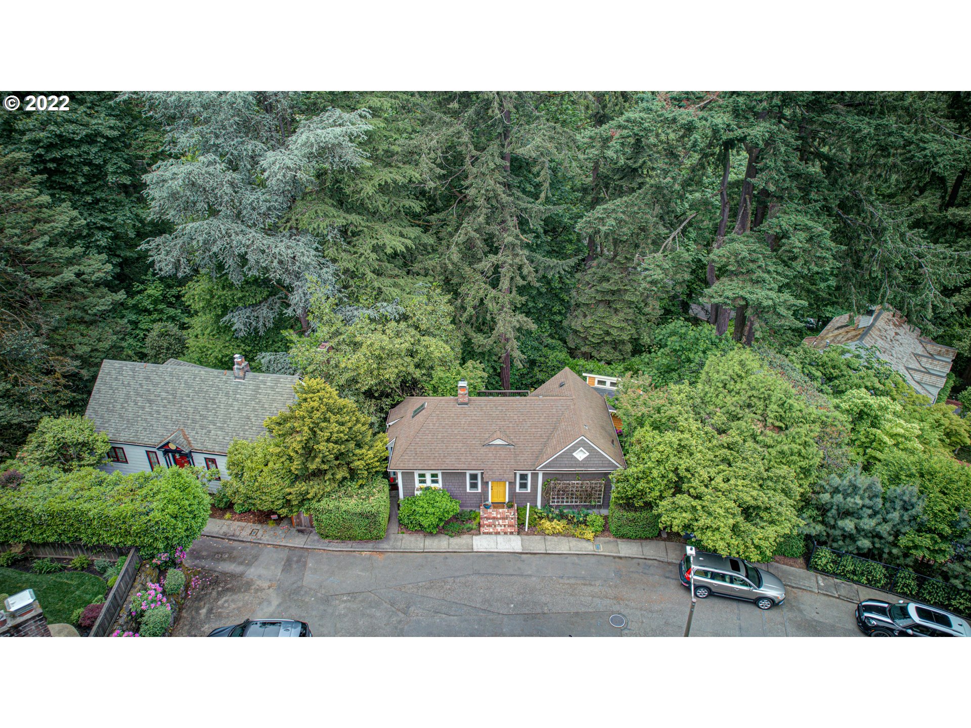 2793 Southwest Old Orchard Road Portland, OR 97201 - Photo 29 of 31 Gallery Image 29