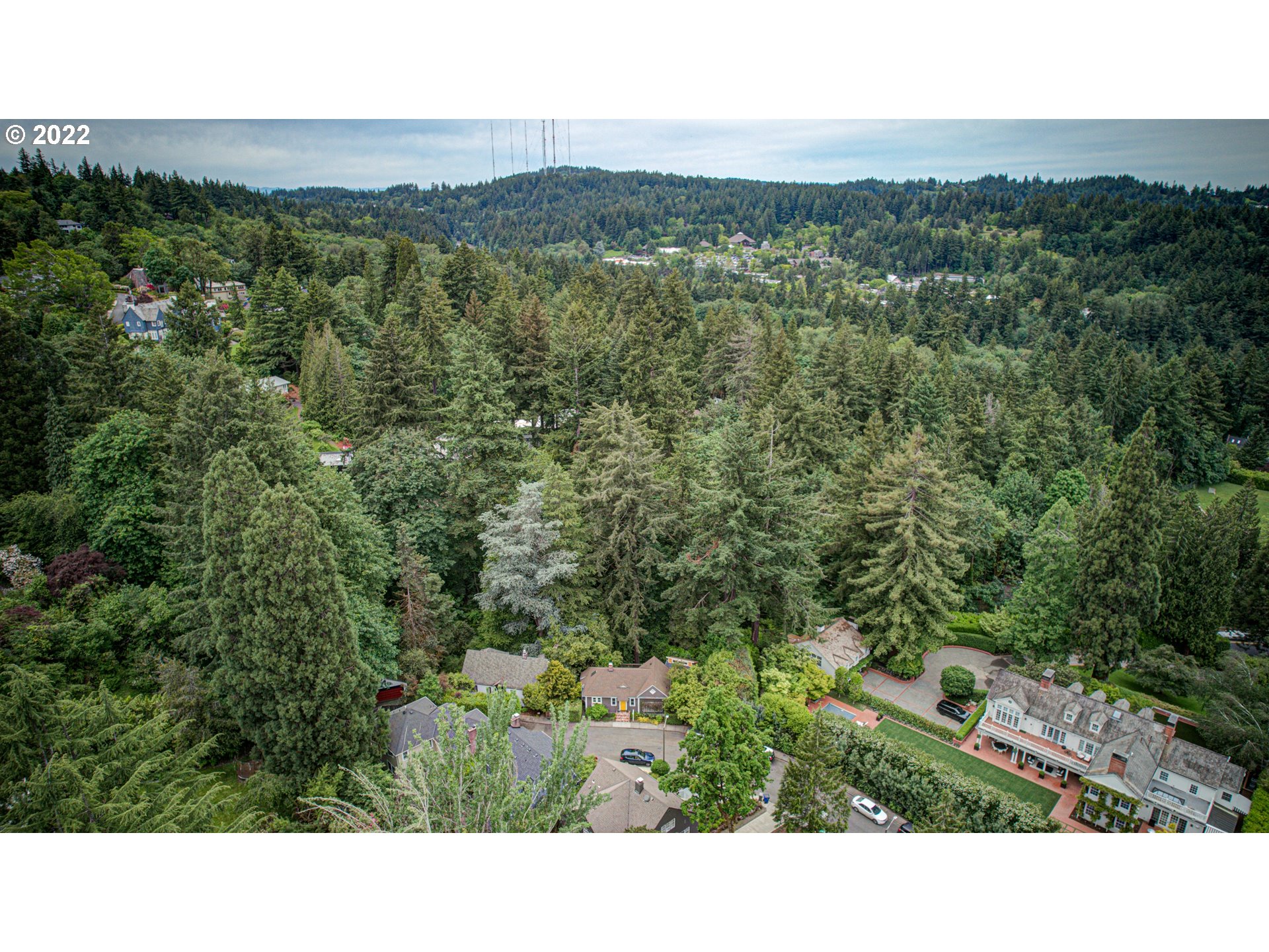 2793 Southwest Old Orchard Road Portland, OR 97201 - Photo 30 of 31 Gallery Image 30