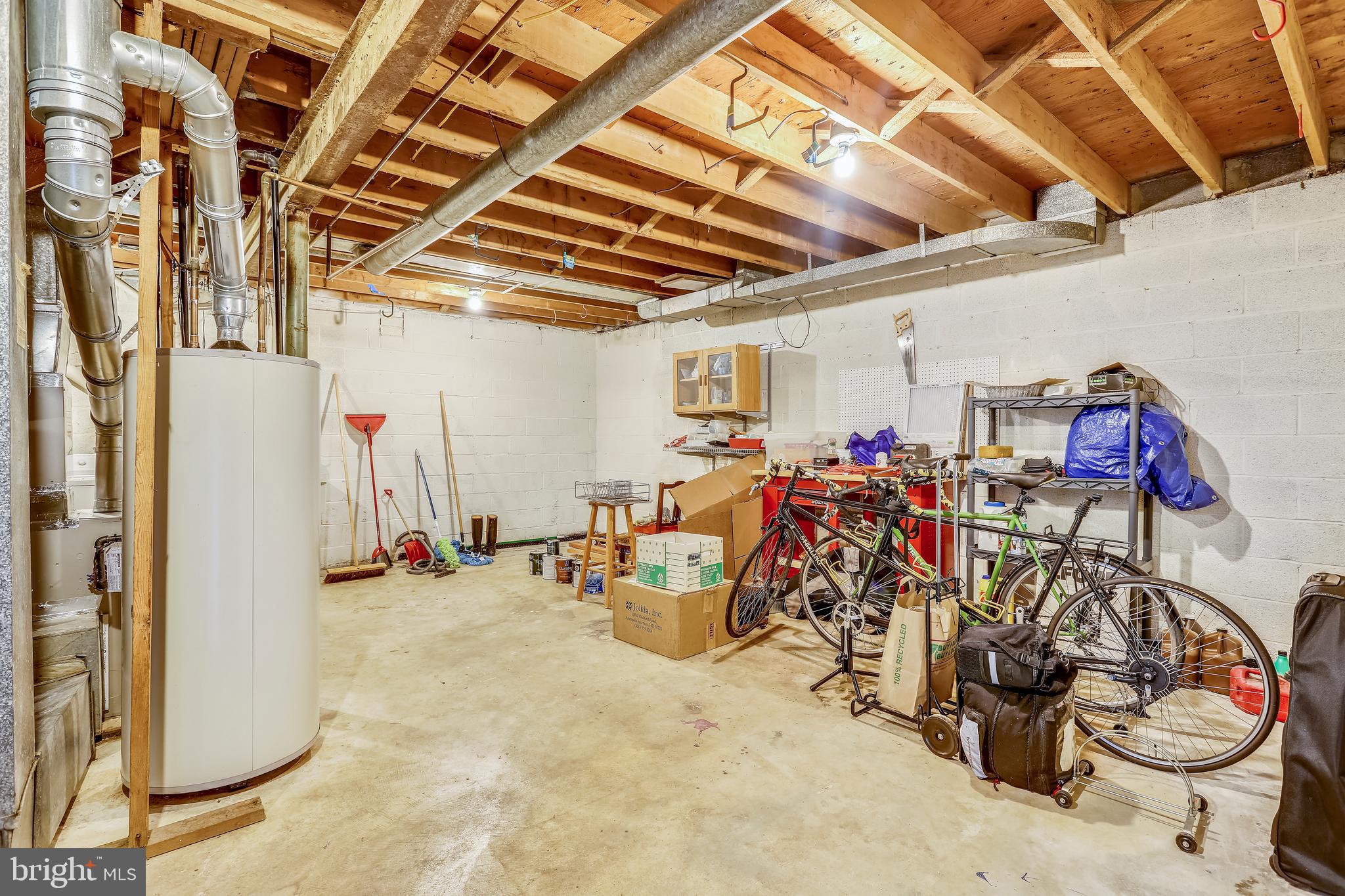 266 West Deer Park Road, Unit 32I Gaithersburg, MD 20877 - Photo 21 of 28 Basement has washer/dryer and lots of storage