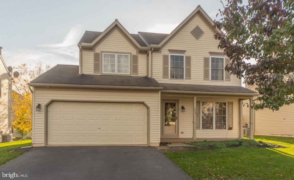 327 Cambridge Lane Lititz, PA 17543 - Photo 1 of 29 Gallery Image 1