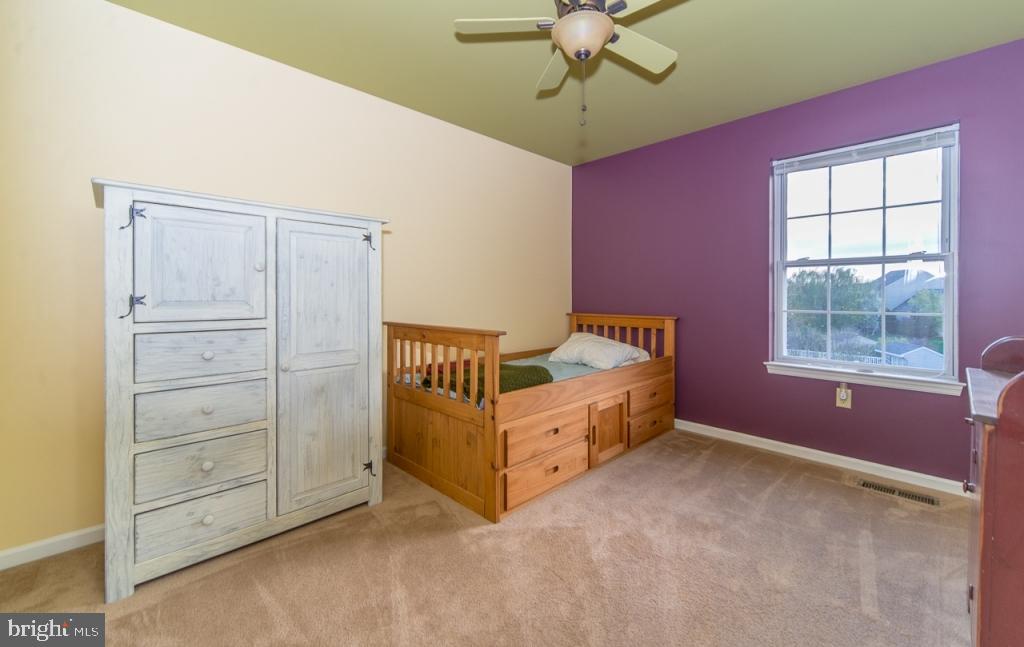 327 Cambridge Lane Lititz, PA 17543 - Photo 23 of 29 Gallery Image 23