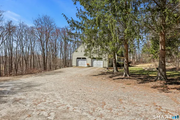 $419,000 | 118 S Road, Winchester, CT 06098