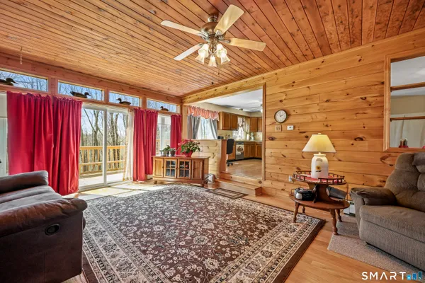 $419,000 | 118 S Road, Winchester, CT 06098