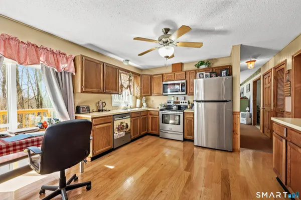 $419,000 | 118 S Road, Winchester, CT 06098