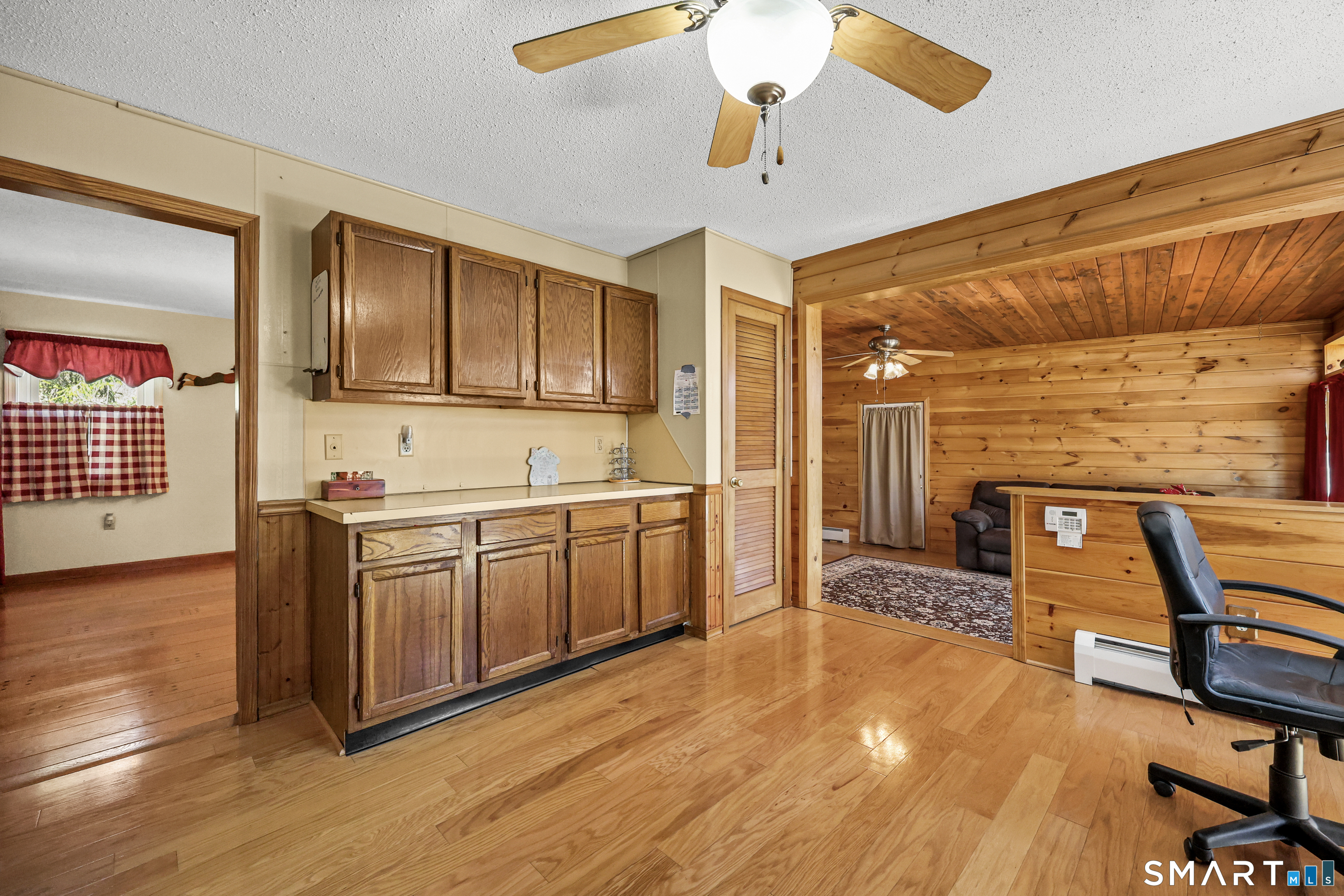 118 S Road Winchester, CT 06098 - Photo 10 of 36