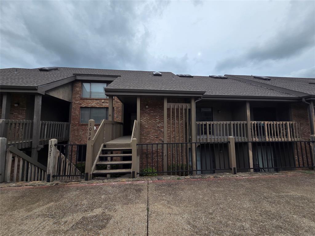 1038 Signal Ridge Place Rockwall, TX 75032 - Photo 4 of 22