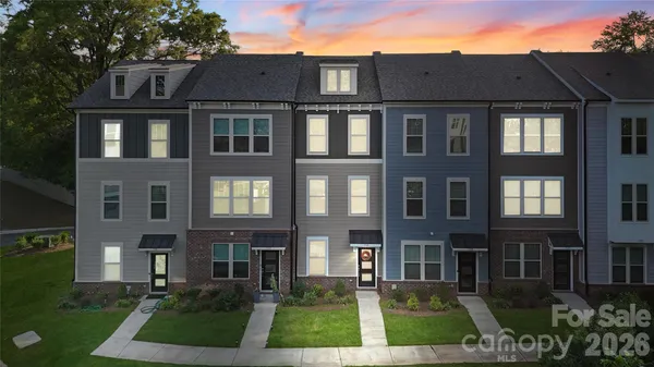 $400,000 | 318 Simeon Drive, Charlotte, NC 28208