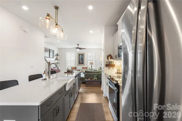 $400,000 | 318 Simeon Drive, Charlotte, NC 28208