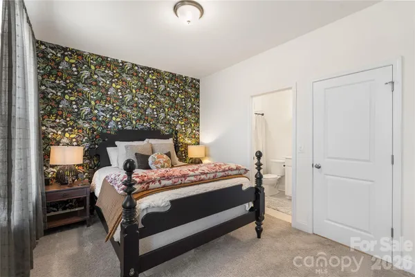 $400,000 | 318 Simeon Drive, Charlotte, NC 28208