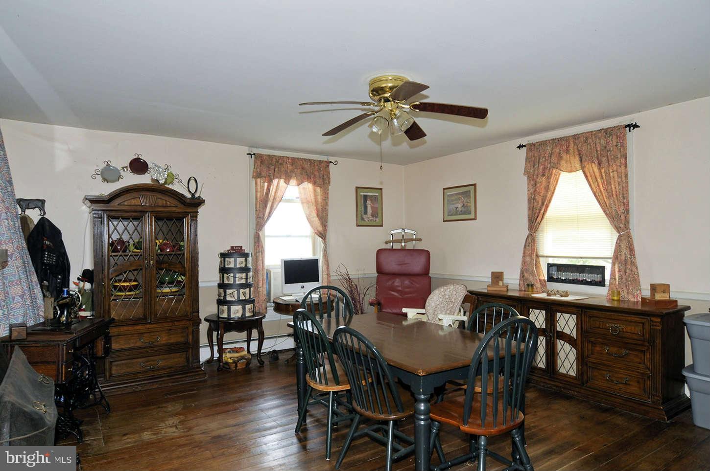 1525 Daisy Road Woodbine, MD 21797 - Photo 10 of 29 Dining Room