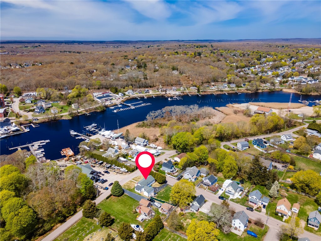 70 Margin Street Westerly, RI 02891 - Photo 9 of 48