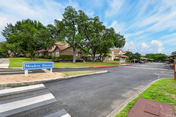 $135,000 | 10254 Dover Ridge, Unit 806, San Antonio, TX 78250