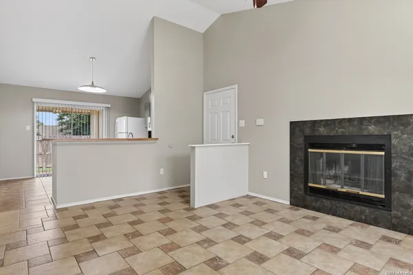 $135,000 | 10254 Dover Ridge, Unit 806, San Antonio, TX 78250