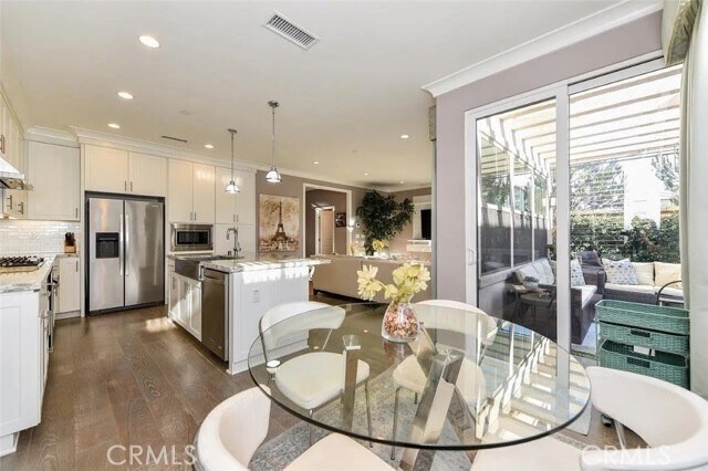 83 Waterleaf Irvine, CA 92620 - Photo 11 of 32