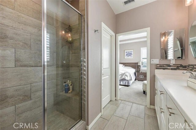 83 Waterleaf Irvine, CA 92620 - Photo 16 of 32