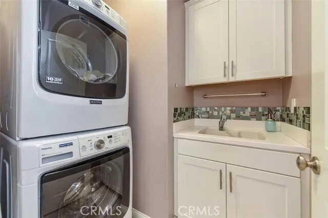 $5,280 | 83 Waterleaf, Irvine, CA 92620