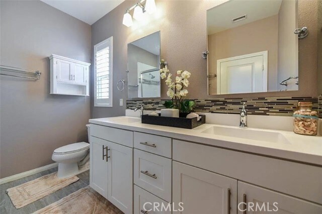 83 Waterleaf Irvine, CA 92620 - Photo 19 of 32