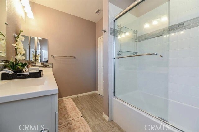 83 Waterleaf Irvine, CA 92620 - Photo 20 of 32