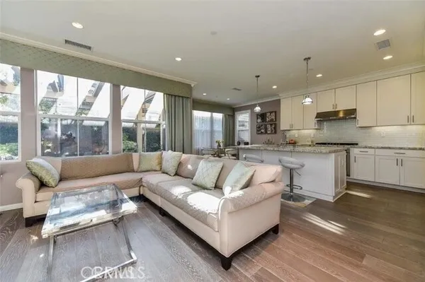 $5,380 | 83 Waterleaf, Irvine, CA 92620