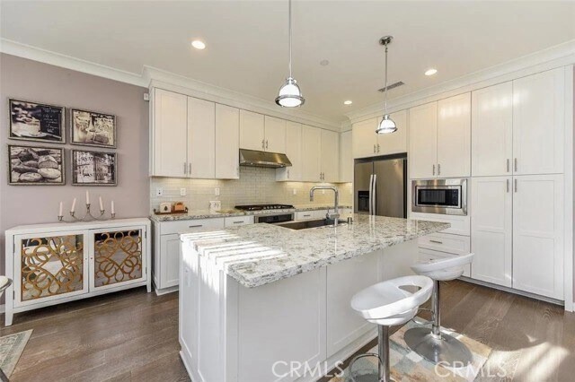 83 Waterleaf Irvine, CA 92620 - Photo 8 of 32