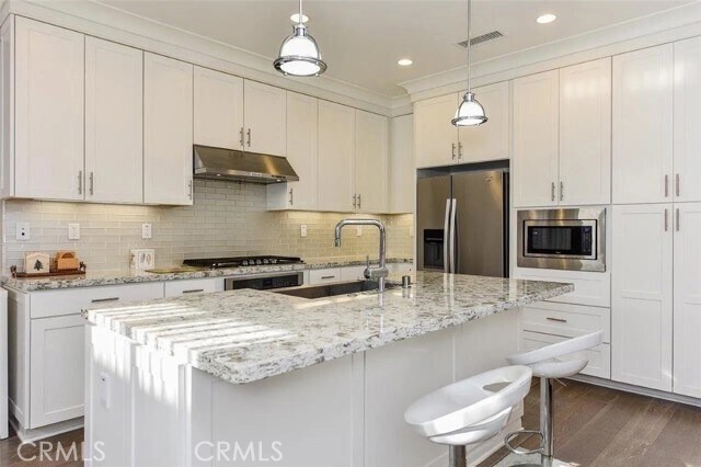 83 Waterleaf Irvine, CA 92620 - Photo 10 of 32