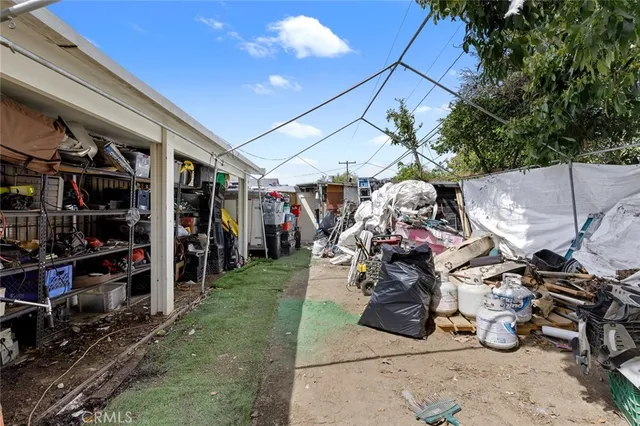 $999,000 | 2005 West 11th Street, Santa Ana, CA 92703