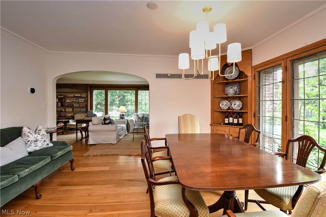 3255 Dorchester Road Cleveland, OH 44120 - Photo 10 of 29 Gallery Image 10