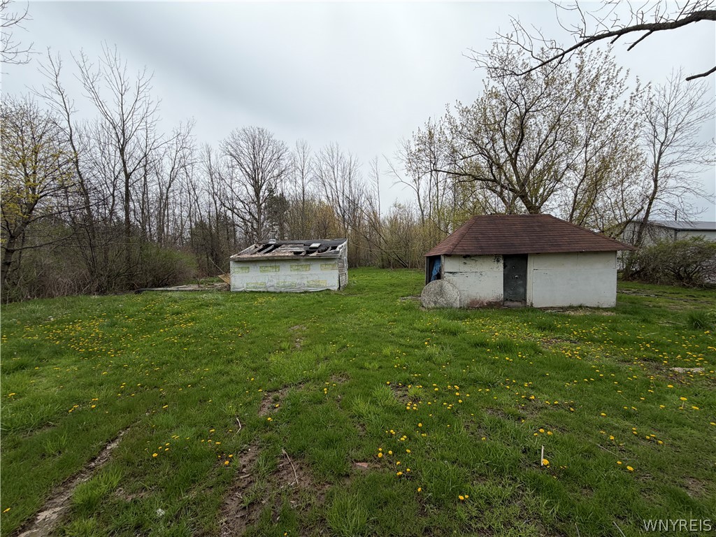 2388 Lake Road Porter, NY 14131 - Photo 4 of 29 Gallery Image 4