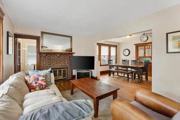 $1,325,000 | 93-95 Poplar Street, Watertown, MA 02472