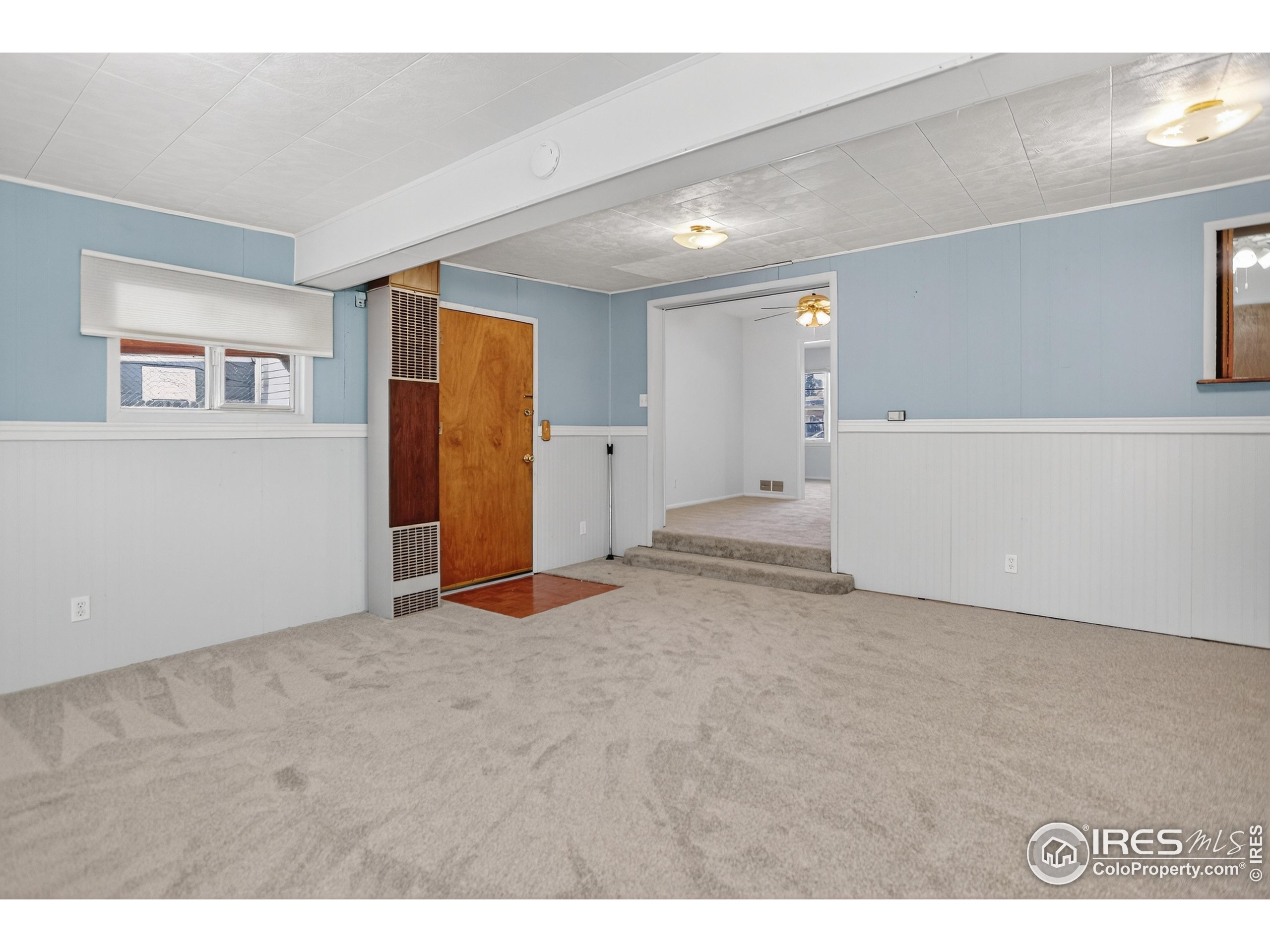 340 29th Street Boulder, CO 80305 - Photo 20 of 39 a view of an empty room