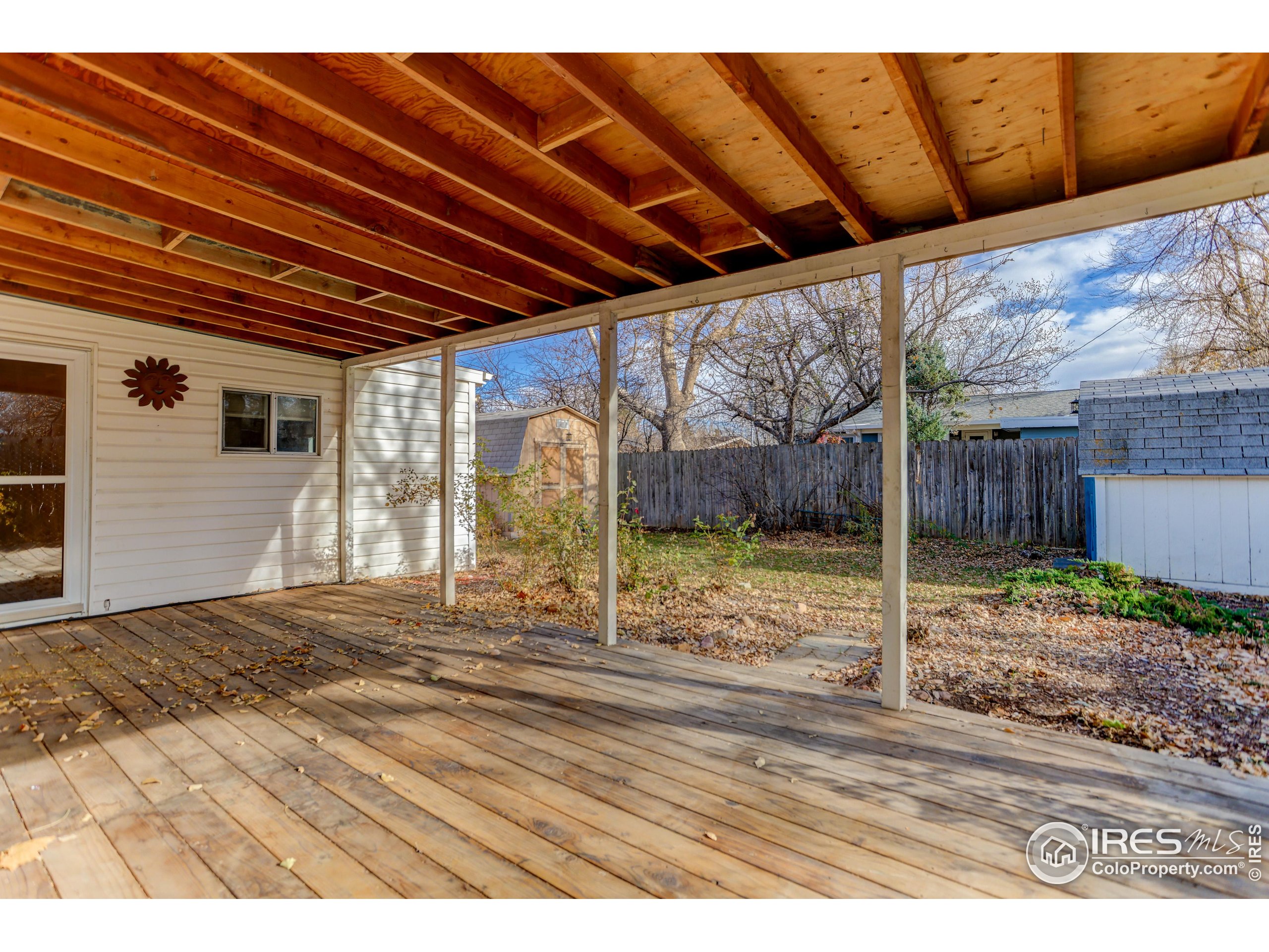 340 29th Street Boulder, CO 80305 - Photo 33 of 39 a view of a backyard of a house
