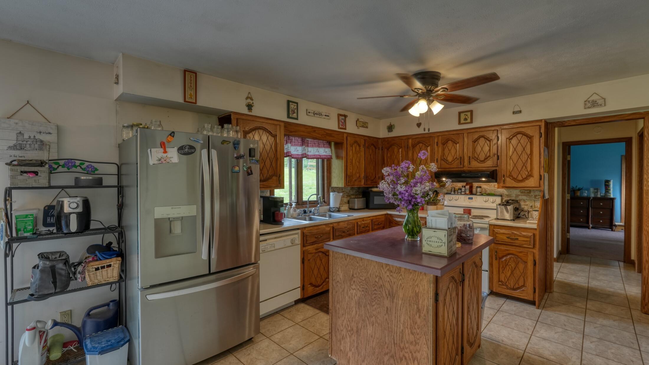 2631 Coopermill Road Zanesville, OH 43701 - Photo 9 of 36 coopermill_8