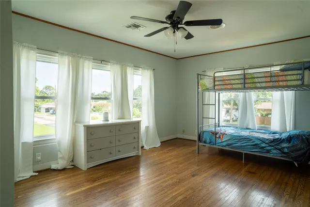 $260,000 | 801 Ave F, El Campo, TX 77437