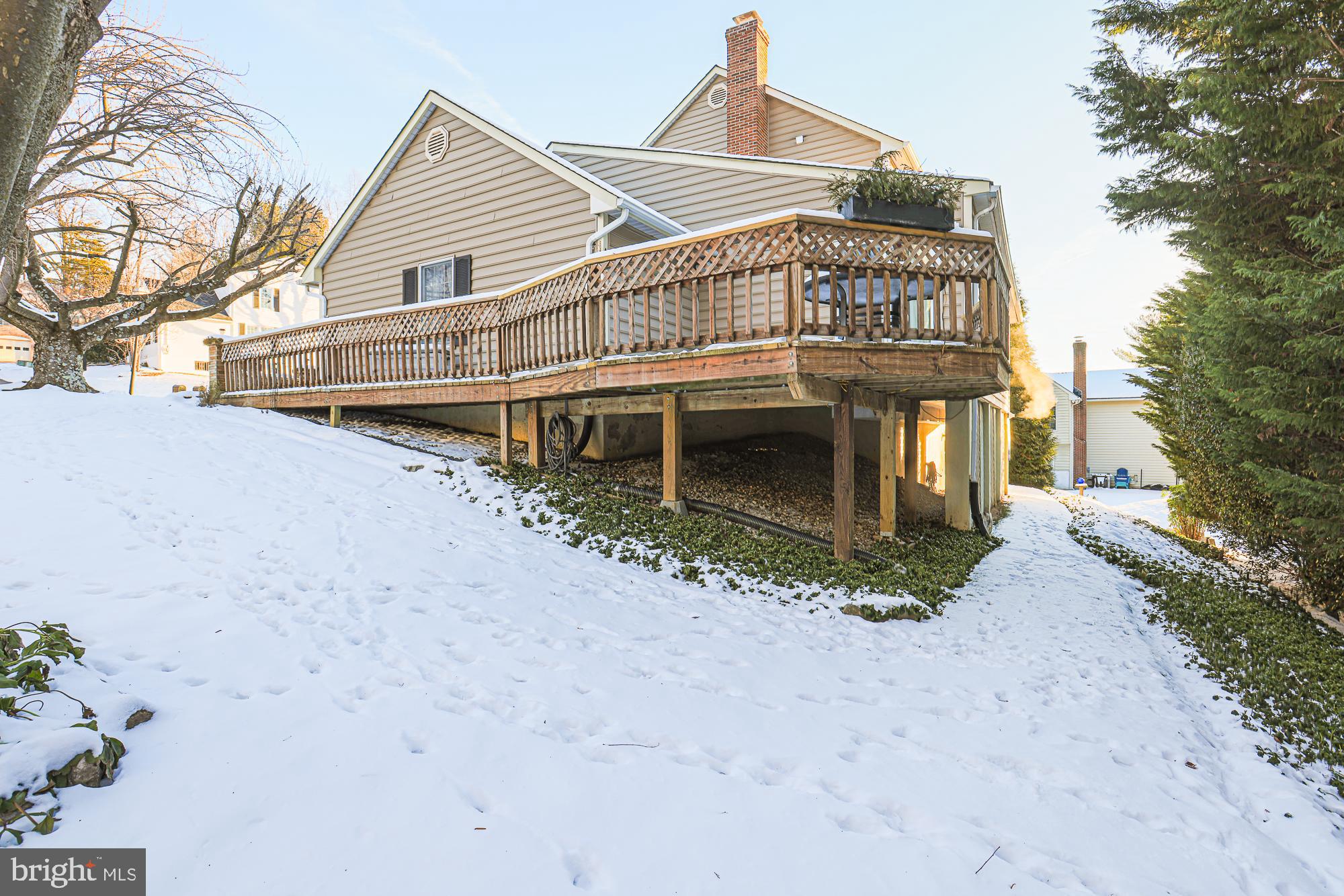255 Hunters Ridge Road Lutherville-Timonium, MD 21093 - Photo 39 of 44 Exterior Rear