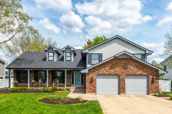 $805,000 | 2408 Arlingdale Drive, Palatine, IL 60067