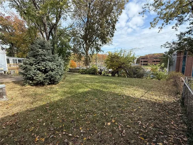 $289,900 | 5529 Granada Lane, Mission, KS 66205