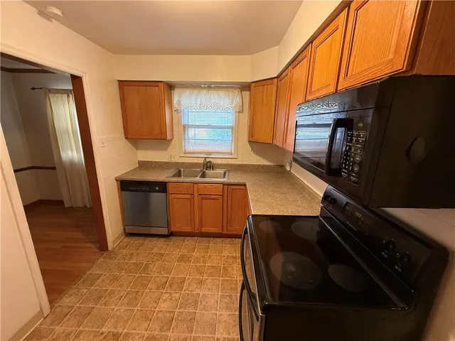 $289,900 | 5529 Granada Lane, Mission, KS 66205