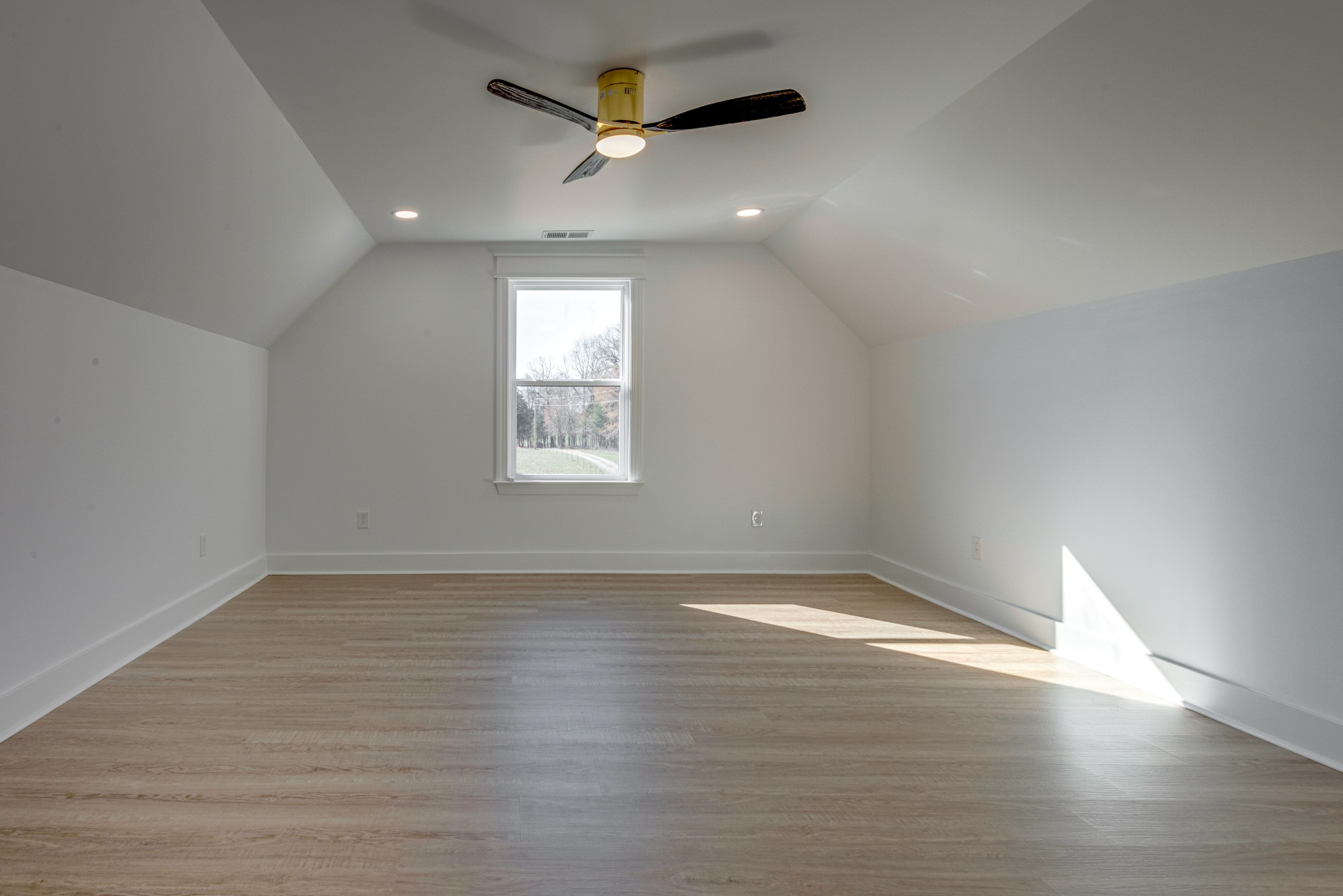 920 Steele Road Charlotte, TN 37036 - Photo 31 of 35 Gallery Image 31