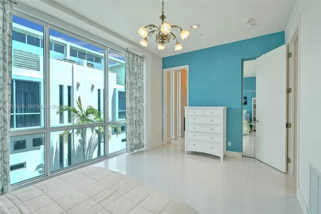 $1,395,000 | 2725 Northeast 1st Street, Pompano Beach, FL 33062