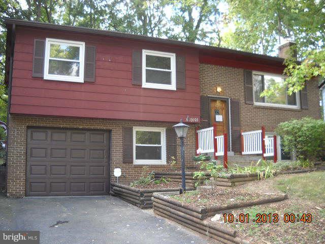 13703 Kingsman Road Woodbridge, VA 22193 - Photo 1 of 13 Exterior (Front)