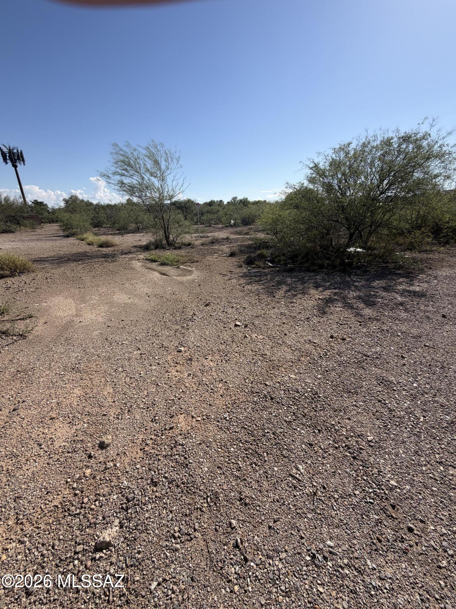 2555 West Drexel Road Tucson, AZ 85746 - Photo 1 of 6 NE corner facing South