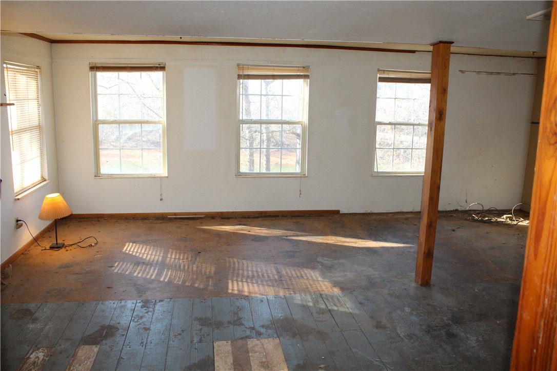 2221 Roach Circle Anderson, SC 29625 - Photo 10 of 33