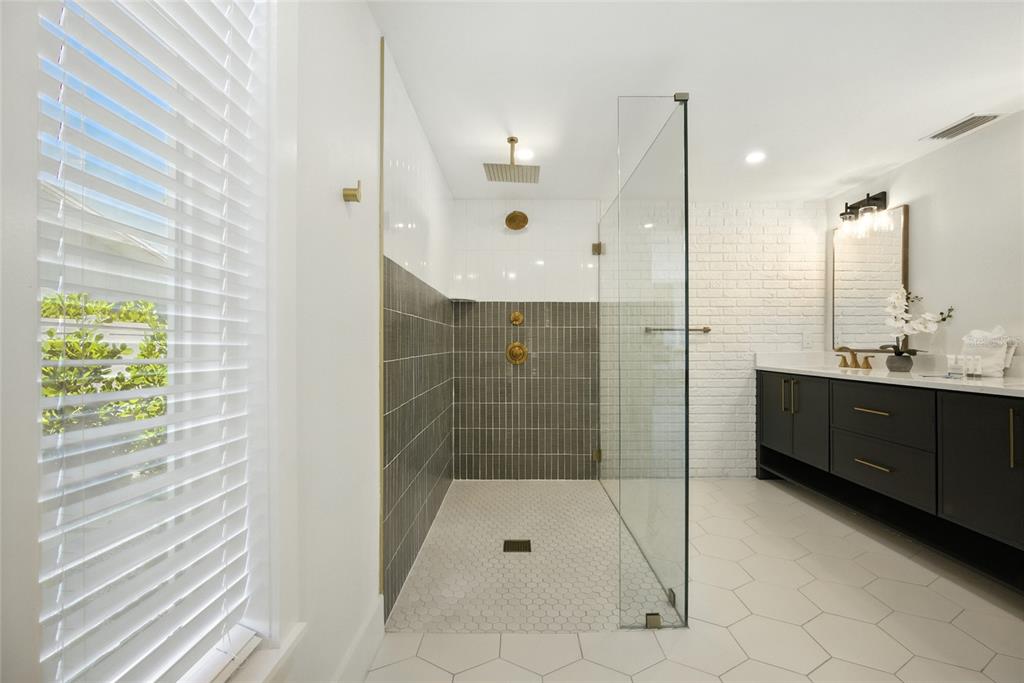 405 28th Street Holmes Beach, FL 34217 - Photo 25 of 50